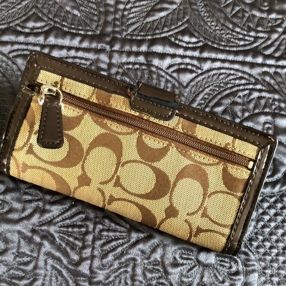 Coach wallet Y2K cloth brown tan bi fold wallet - Picture 4 of 11